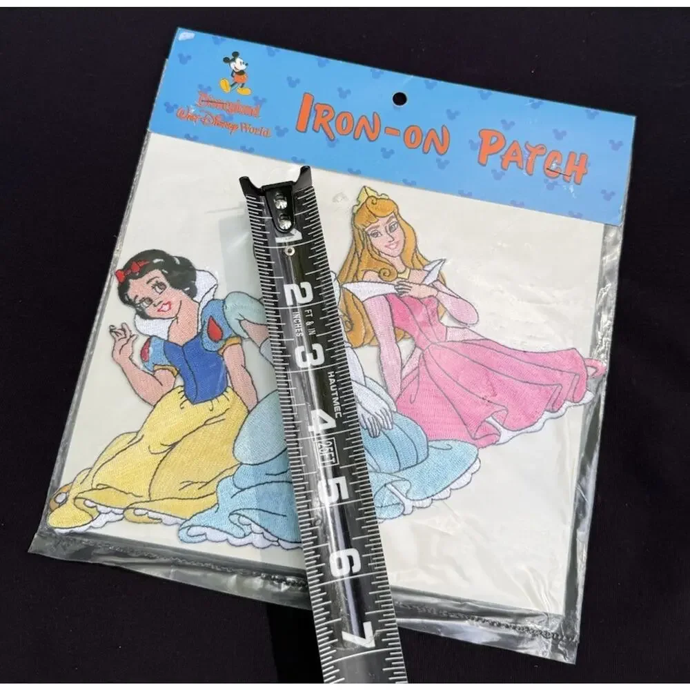Vtg Disney Store 1900’s CINDERELLA SLEEPING BEAUTY Princess Iron-On Patch New!